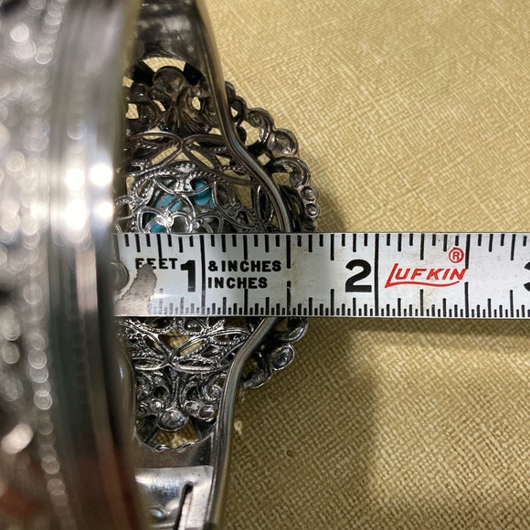 Vintage Turquoise Glass Oval Cabochon Fancy Silvertone Hinge Bangle Bracelet - Picture 12 of 16